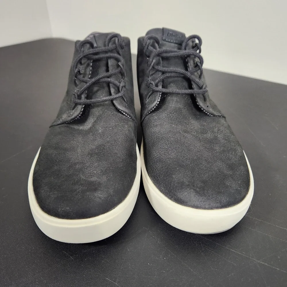 OluKai Nana Hele Mens Chukka Boots Fog Grey Leather Sneaker 10449-4040 Size 8.5